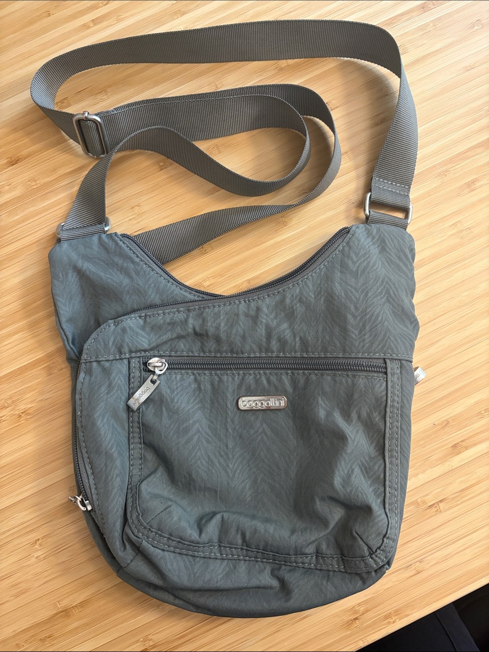 Baggallini Gray Crossbody Bag vintage 90s
